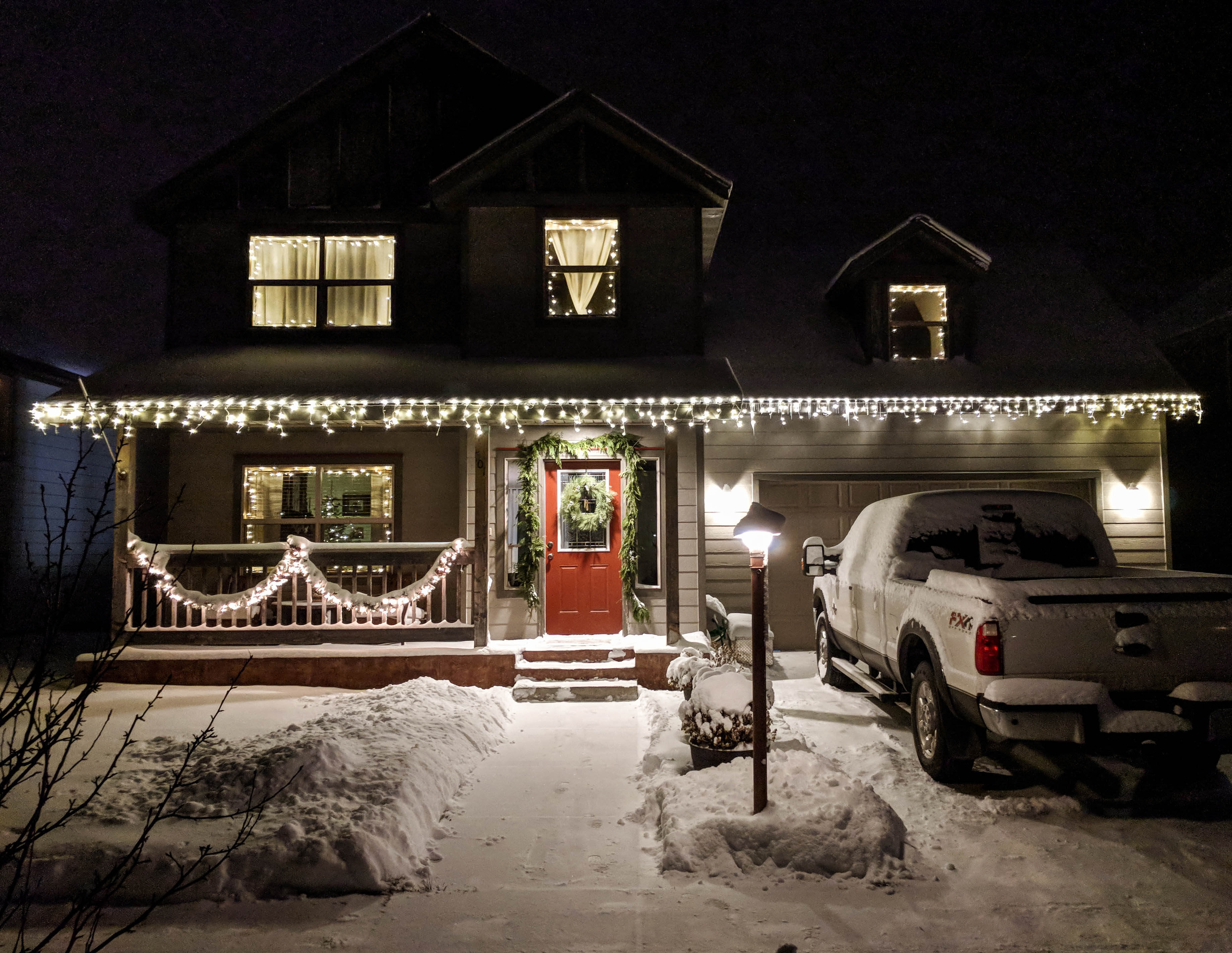 Christmas Lights Tour I Cozy, Christmas Interiors