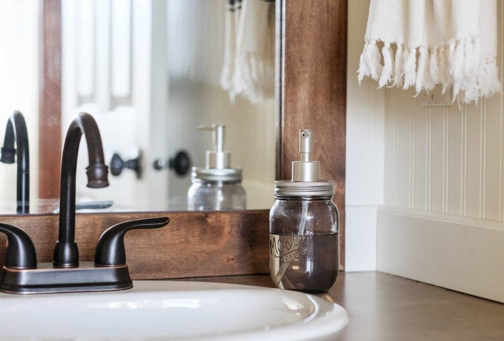 farmhouse style mason jar soap dispenser