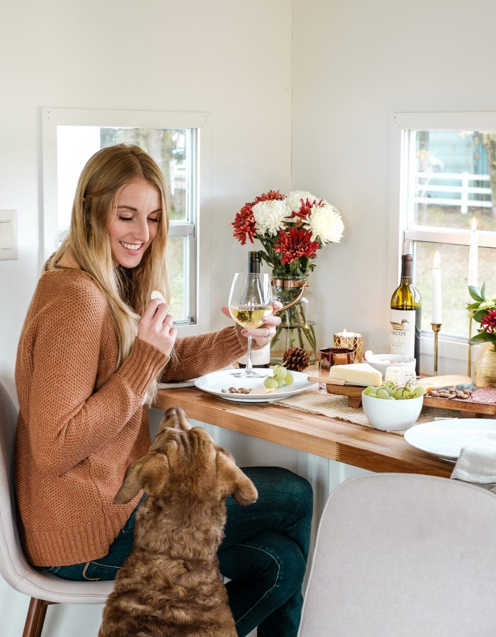 thanksgiving tablescape in a RV