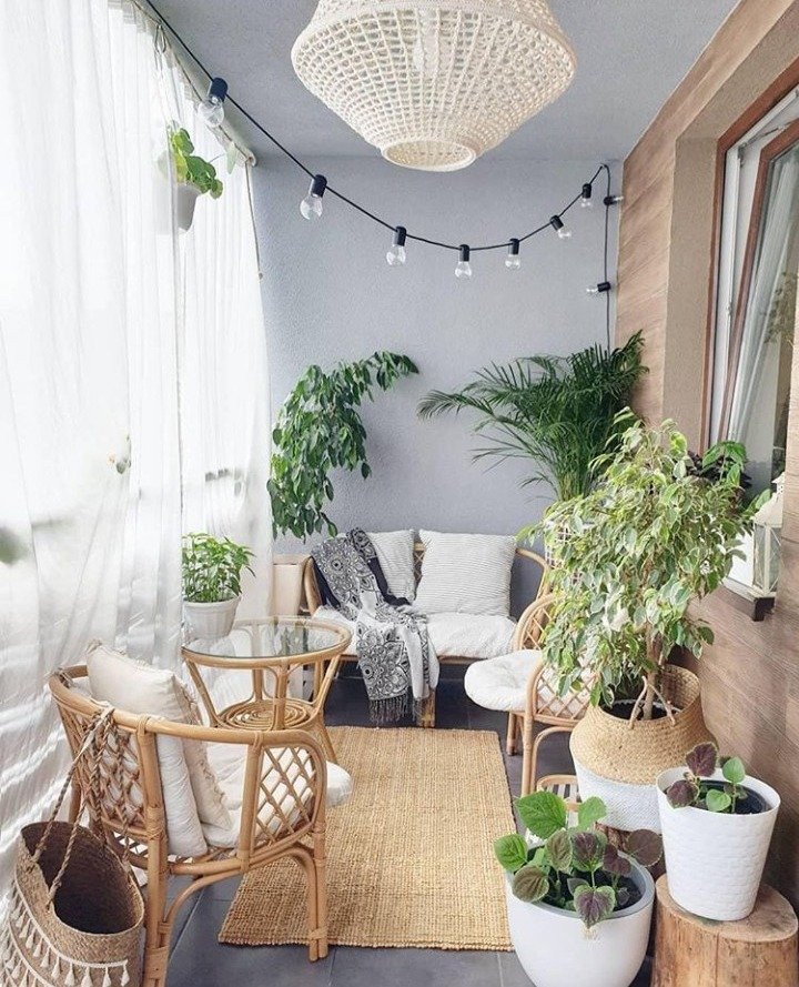 9 Balcony Ideas That Will Spice Up Your Outdoor Apartment Life