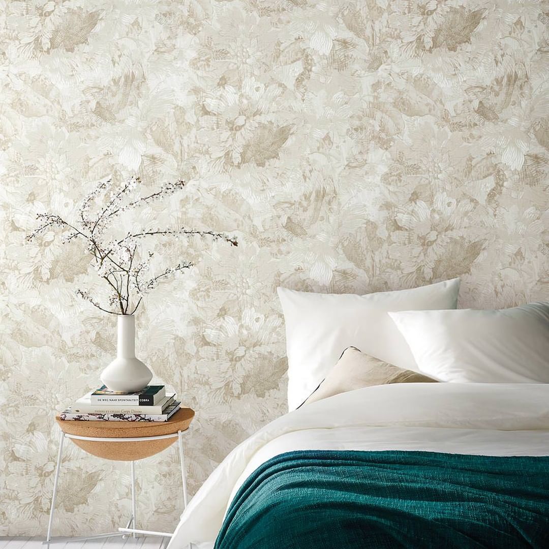 15 Creative Ways To Decorate With Wallpaper