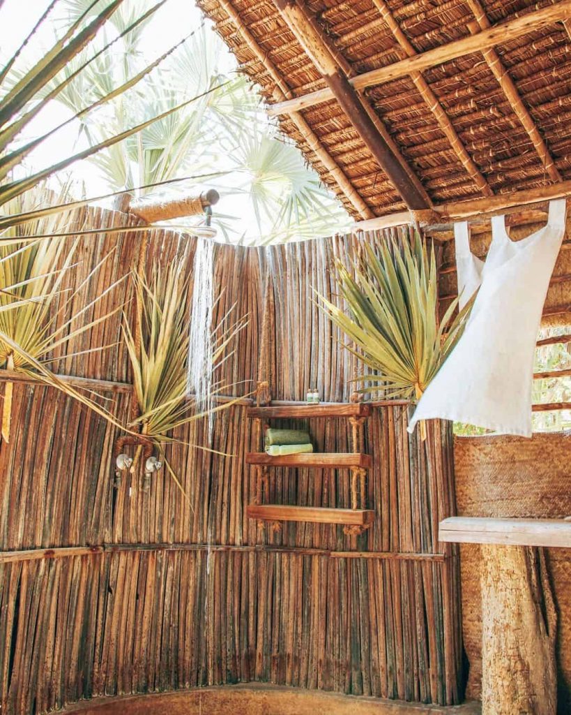 Outdoor Shower Inspiration: 40 Ideas To Create A Backyard Oasis