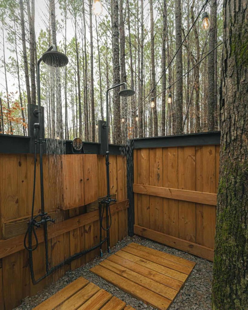 Outdoor Shower Inspiration: 40 Ideas To Create A Backyard Oasis