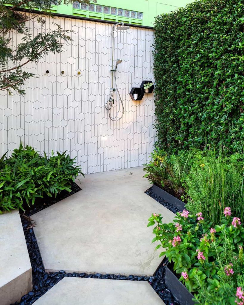 Outdoor Shower Inspiration: 40 Ideas To Create A Backyard Oasis