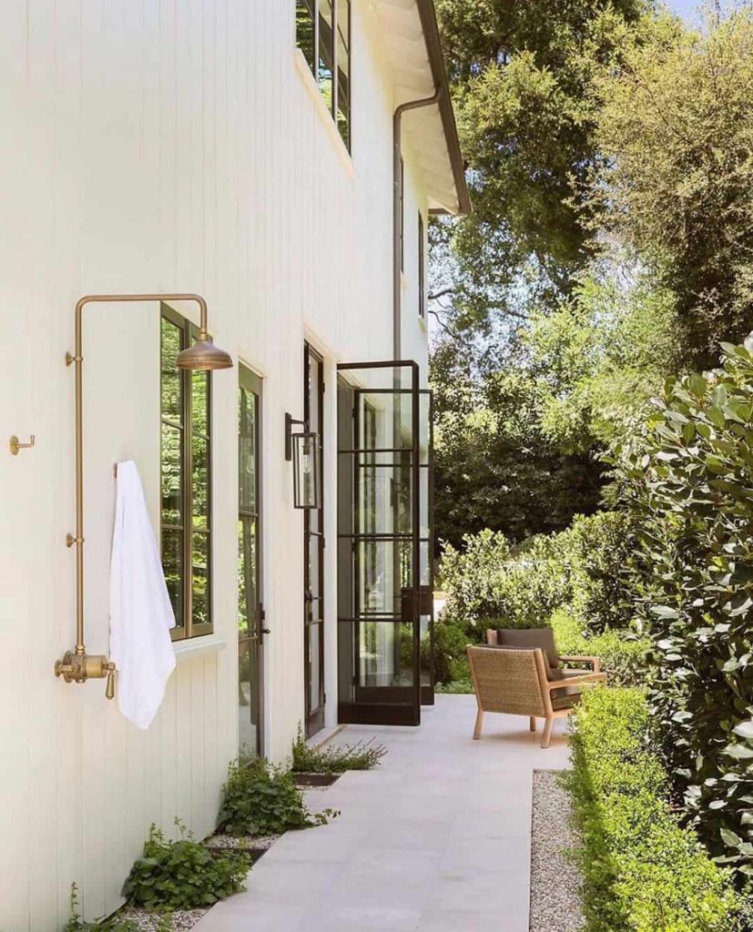 Outdoor Shower Inspiration: 40 Ideas To Create A Backyard Oasis